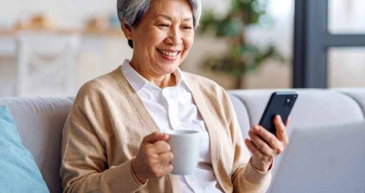Brain Training Made Easy: A Multilingual Flashcard App You Can Use Even at 90